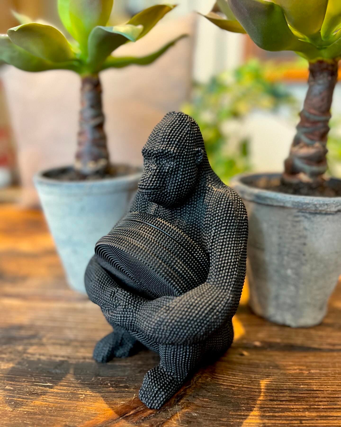 Gorilla med glasunderlägg